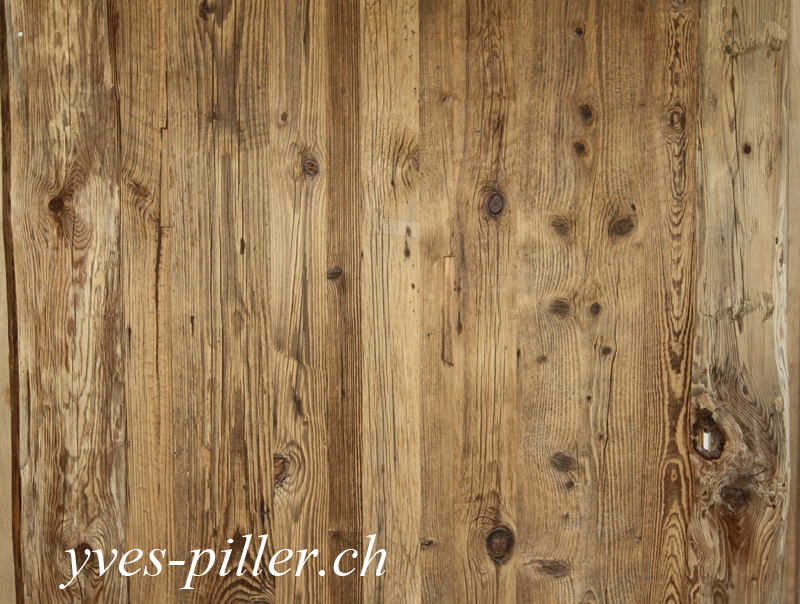 Bardage brun vieux bois 4-4