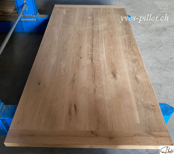 Eichenplatten aus altem Holz