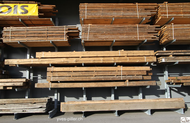 Poutres hache vieux bois 10