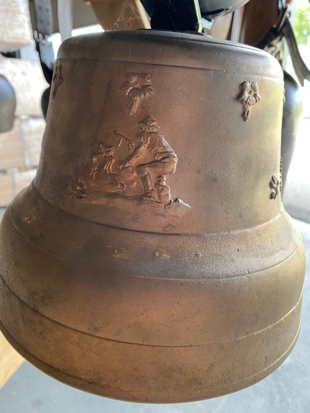 Wehren Saanen bell n°13-2 detail – 3