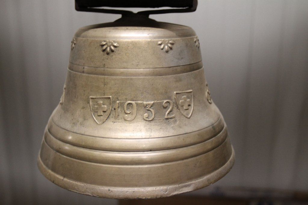 detail albertan luzern 1932 bell Ø 26 cm n° 173