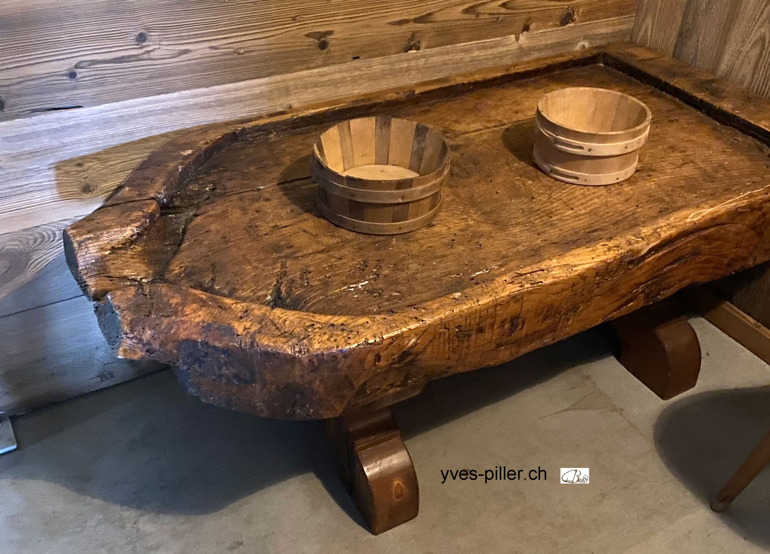 Table à fromage N° 2